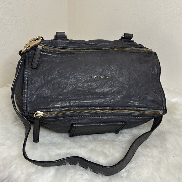 💯Authentic Givenchy Pandora Handbag🍀 - Picture 10 of 15